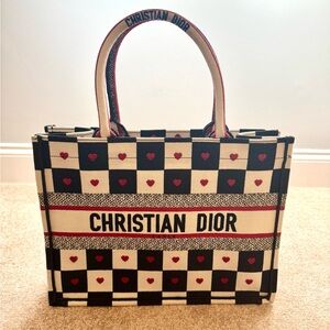 Christian Dior Amour Booktote! ❤️❤️❤️